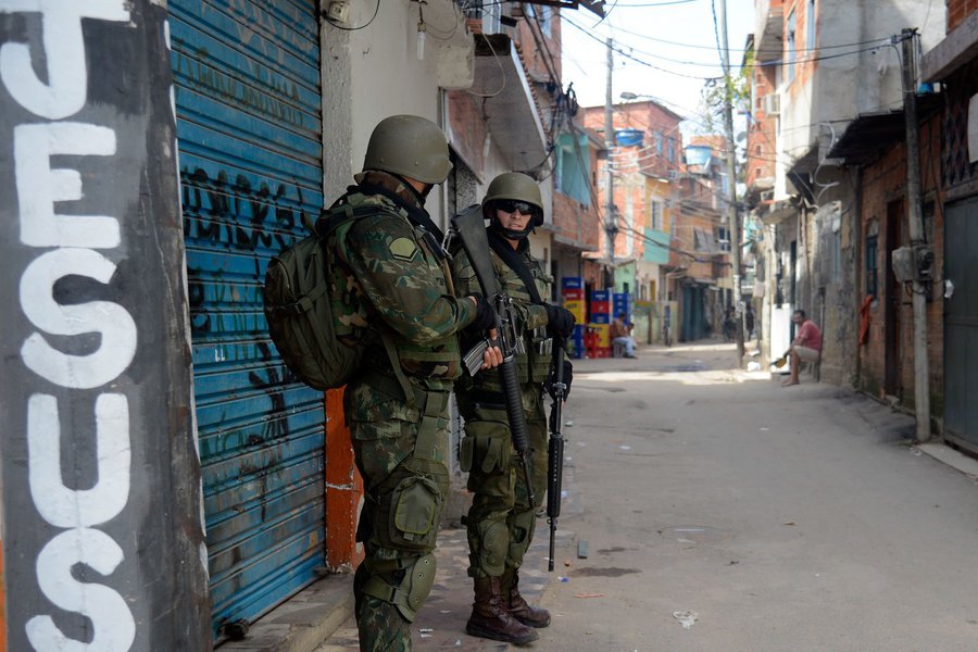 intervanção Rio, exército