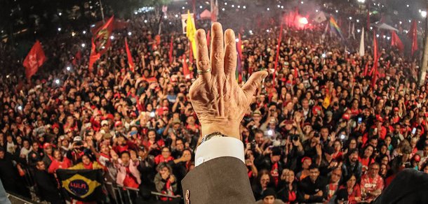 10 05 2017 Curitiba PR Brasil o ex presidente Luiz Inacio Lula da Silva durante Ato jornada pela democracia em Curitiba Fotos Ricardo Stuckert