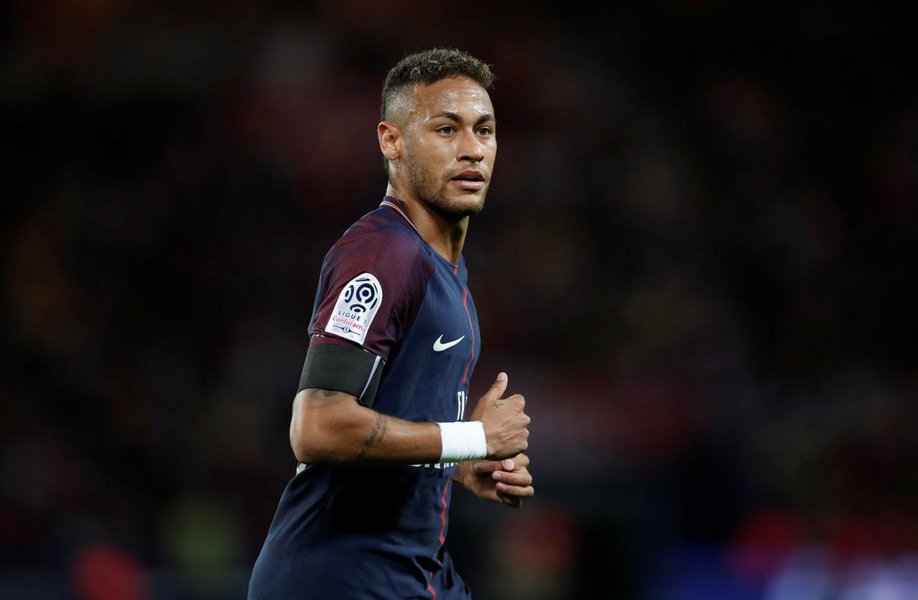 Soccer Football - Ligue 1 - Paris St Germain vs Toulouse - Paris, France - August 20, 2017 Paris Saint-Germain’s Neymar REUTERS/Benoit Tessier