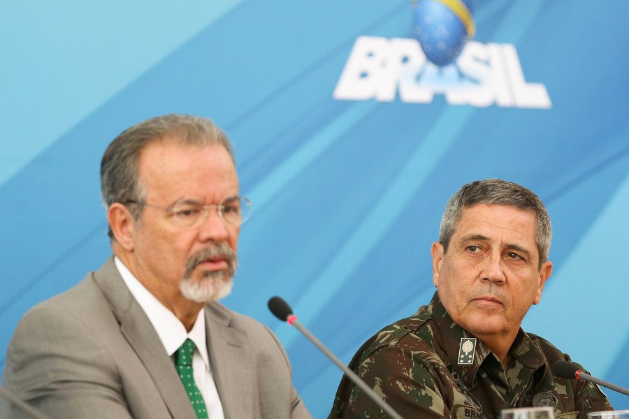 Raul Jungmann, e o comandante Militar do Leste, General Braga Netto