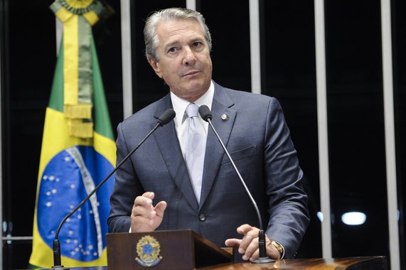 Senador Fernando Collor (PTB-AL) afirma estar preocupado com a situação da violência doméstica em Alagoas