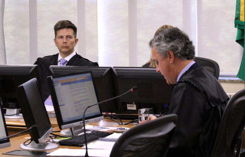 Julgamento de recursos da Lava Jato na 8ª Turma do TRF 4