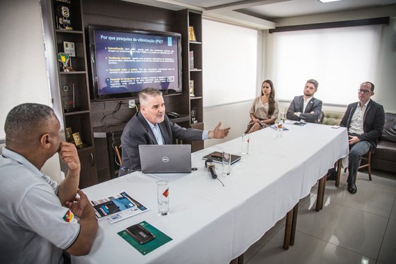 01/02/2018 - PORTO ALEGRE, RS - Coletiva de imprensa do Sindicato dos Policiais Federais do RS apresentou resultados da pesquisa de vitimização realizada em 2017. Com a fala, Marcos Rolim Foto: