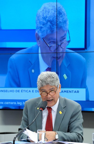 Apreciação do parecer preliminar referente ao Processo Nº 04/15, representação Nº 04/15, do Solidariedade, em desfavor do dep. Chico Alencar (PSOL/RJ) Data: 03/12/2015. Foto: Luis Macedo / Câmara dos Deputados