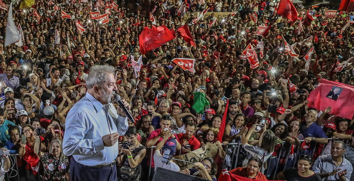 Abertura da caravana Lula por Minas Gerais, em Ipatinga. Em defesa da Soberania Nacional. #LulaPeloBrasil #LulaPorMinasGerais Foto Ricardo Stuckert