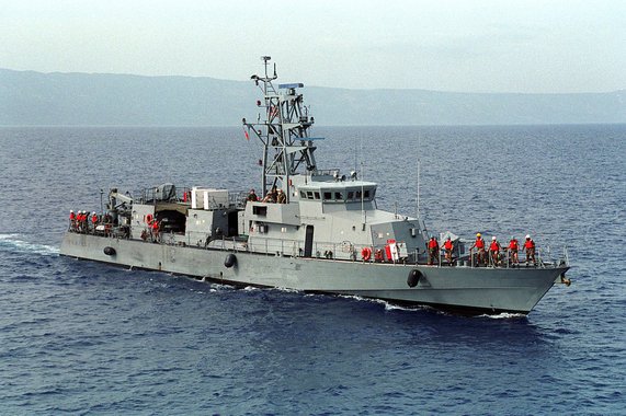 Navio de patrulha costeira dos EUA, USS Tempest, estreito de Ormuz, Irã
