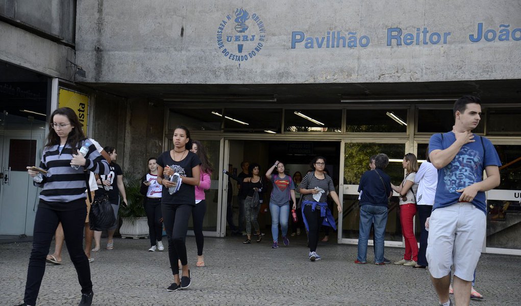 16/07/2017- Rio de Janeiro- RJ, Brasil- A Universidade do Estado do Rio de Janeiro (Uerj) realizou a primeira fase de seu vestibular 2018, foram 37.393 mil inscritos na edição deste ano Foto: Tomaz Silva/Agência Brasil