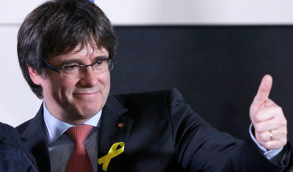 Presidente destituído da Catalunha Carles Puigdemont em Bruxelas, na Bélgica 21/12/2017 REUTERS/Francois Lenoir