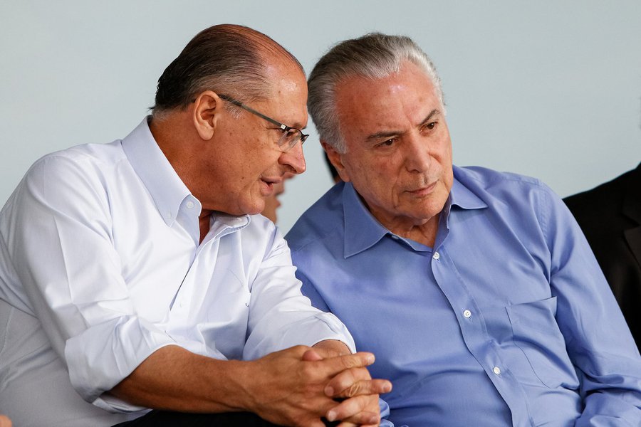 (Limeira - SP, 02/12/2017) Cerimônia de Entrega de 900 Unidades Habitacionais do Condomínio Residencial Rubi III a V do Programa Minha Casa Minha Vida. (E/D) Governador de São Paulo, Geraldo Alckmim, Presidente da República, Michel Temer