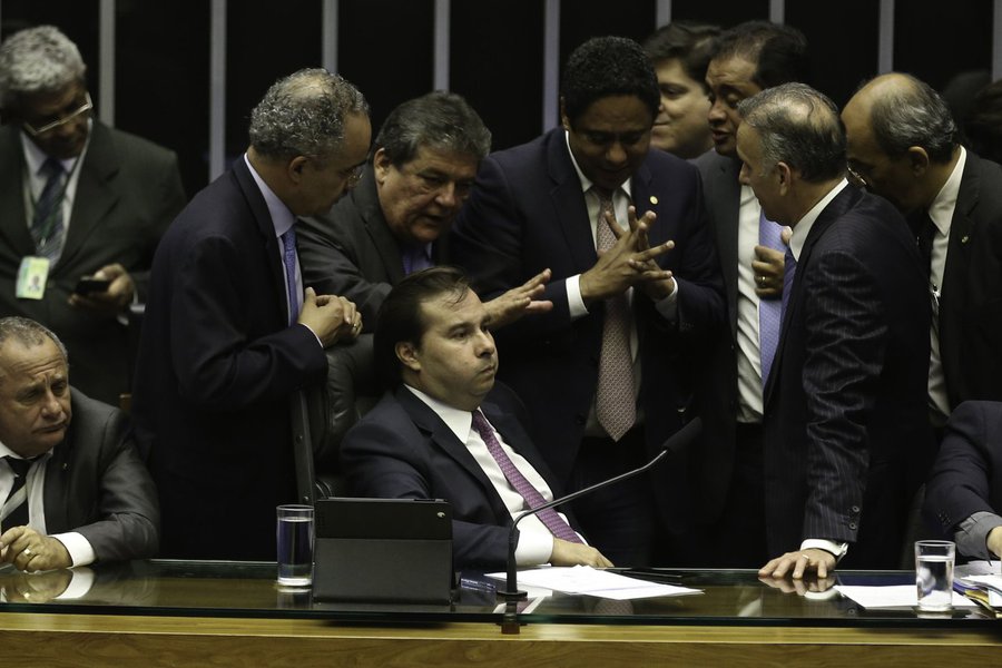 Rodrigo Maia, sessão da Câmara que discute reforma política