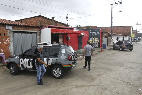 FORTALEZA, CE, BRASIL, 27-01-2018: Maior chacina da hist�ria do Cear� deixa v�rios mortos no bairro Cajazeiras. (Foto: Evil�zio Bezerra/O POVO)