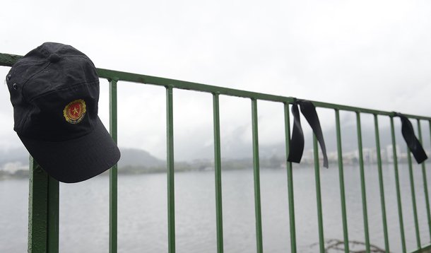 17/08/2017- Rio de Janeiro- RJ, Brasil- ONG Rio de Paz coloca 133 fitas pretas em referência aos 97 policiais militares assassinados e às 36 crianças vítimas de balas perdidas na capital fluminense Foto: Tomaz Silva/Agência Brasil