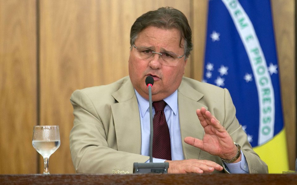 Bras�lia - Ministro da Secretaria de Governo, Geddel Vieira Lima durante coletiva sobre a reuni�o dos l�deres com o presidente interino, Michel Temer (Fabio Rodrigues Pozzebom/Ag�ncia Brasil)