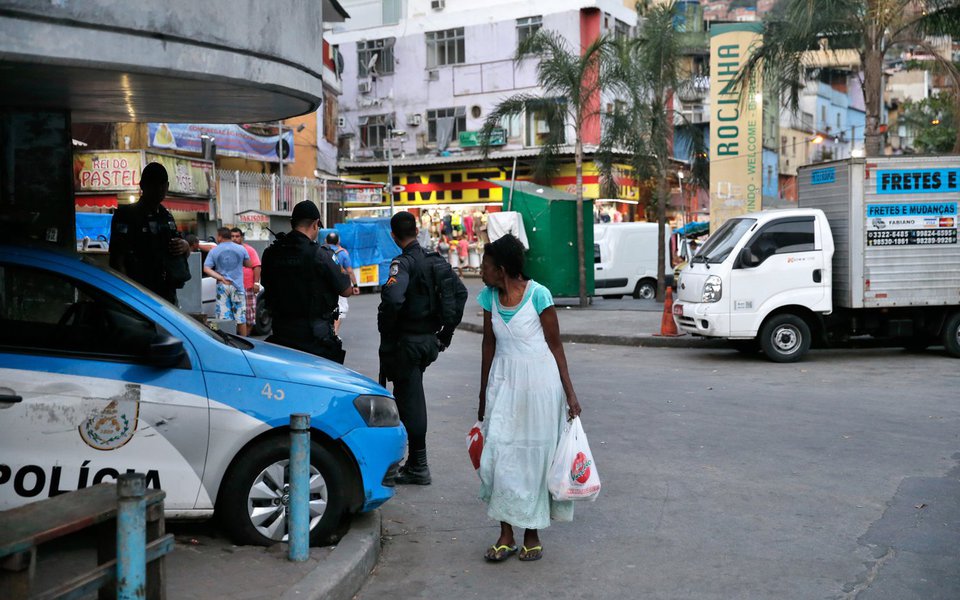 Rio de Janeiro - Comunidade da Rocinha, na zona sul do Rio de Janeiro, após confrontos de grupos de traficantes rivais pelo controle de pontos de venda de drogas. (Foto: Fernando Frazão/Agência Brasil).