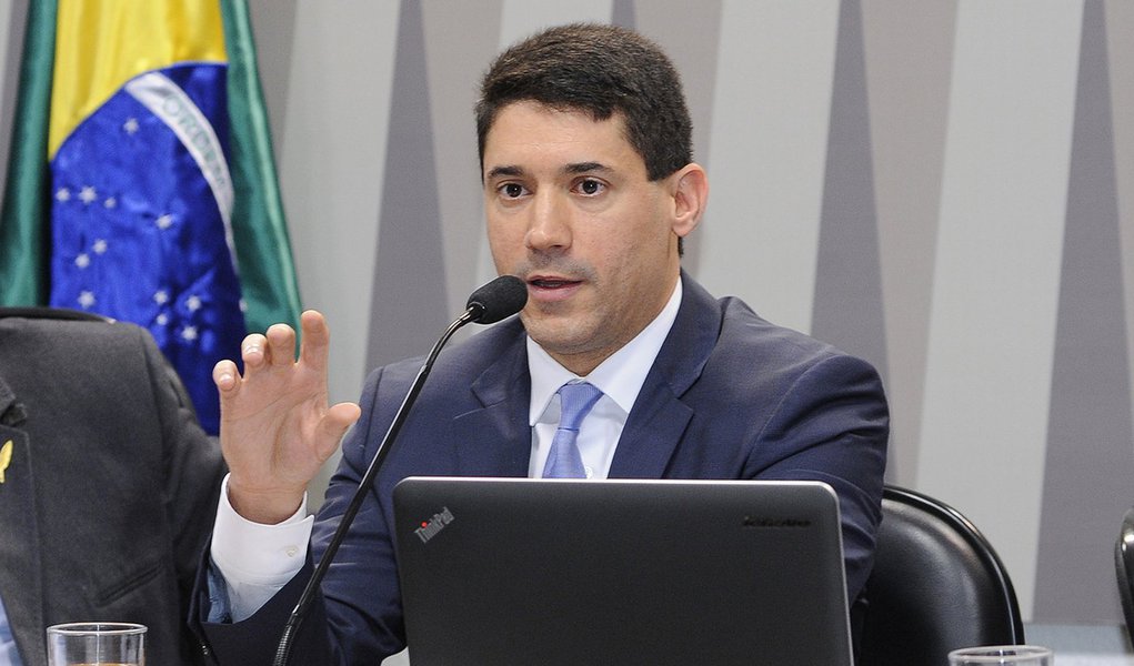 procurador da Fazenda Achilles Frias