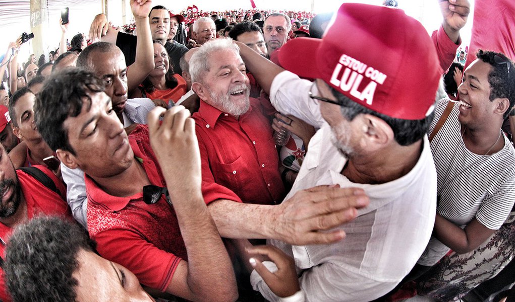11/01/2017- Salvador- BA, Brasil- Lula participa do 29 Encontro Estadual do MST da Bahia. Foto: Felipe Araujo