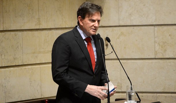 Rio de Janeiro - O prefeito eleito Marcelo Crivella discursa ao ser empossado na Câmara de Vereadores. (Fernando Frazão/Agênci Brasil)