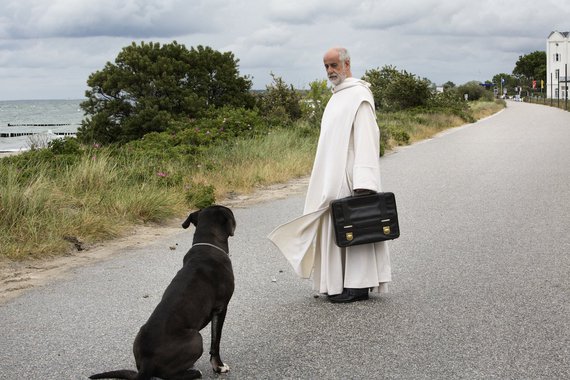 Cena do filme As Confissões”, de Robert Andò