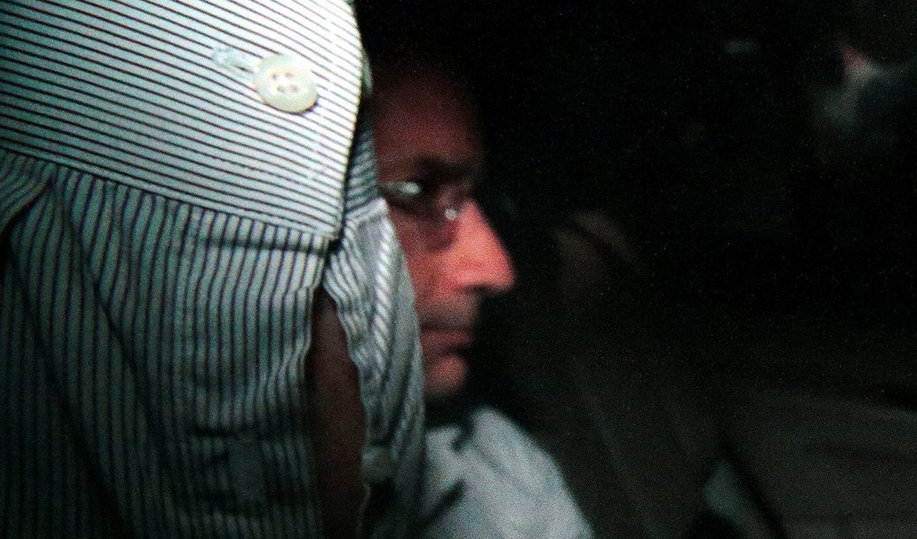 Marcelo Odebrecht, former chief executive officer of Odebrecht SA, is seen inside his car during his arrival at his home in Sao Paulo, Brazil December 19, 2017. REUTERS/Leonardo Benassatto