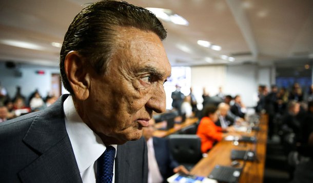 Brasília - O senador Edison Lobão é eleito presidente da Comissão de Constituição e Justiça do Senado. (Marcelo Camargo/Agência Brasil)