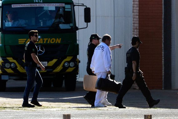 08/09/2017- Brasília- DF, Brasil- O ex-ministro Geddel Vieira Lima chega a Brasília após ser preso pela pela Polícia Federal em Salvador onde cumpria prisão domicilia Foto: Valter Campanato/Agência Brasil