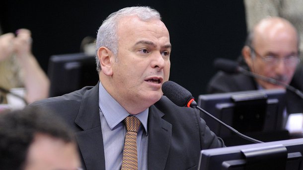 JÚLIO DELGADO