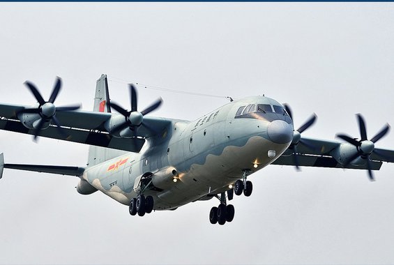 Avião de transporte de tropas tipo Shaanxi Y-8 cai em Mianmar com mais de 100 militares a bordo