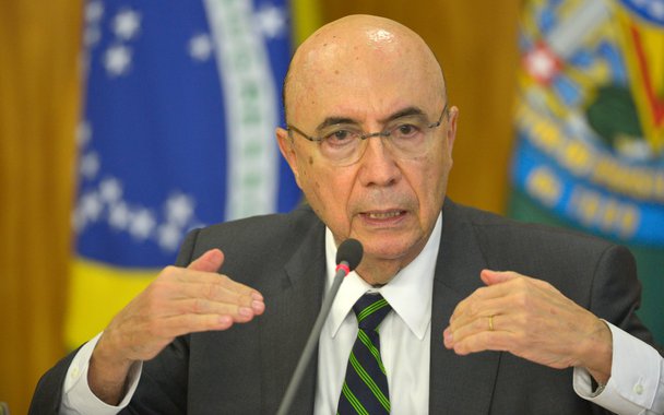 Brasília - O ministro da Fazenda, Henrique Meirelles, anuncia medidas para reduzir os gastos públicos (José Cruz/Agência Brasil)