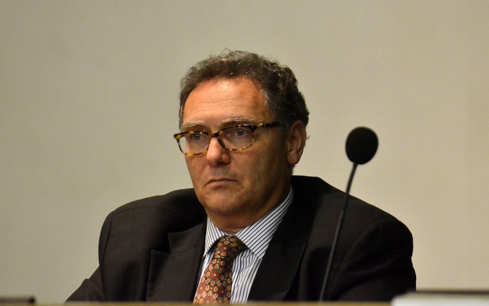 Petrobras apresenta o Plano de Neg�cios e Gest�o para 2015 a 2019. Na foto, Jo�o Adalberto Elek Jr, diretor de governan�a, risco e conformidade (Fernando Fraz�o/Ag�ncia Brasil)