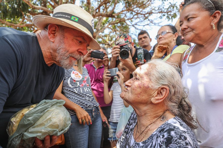 27/10/2017- Lula visita a cidade de Rubelita 