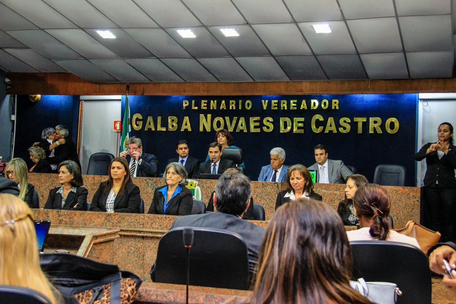 Rui Palmeira participa da sessão solene de abertura dos trabalhos na Câmara dos Vereadores. Foto: Pei Fon/ Secom Maceió
