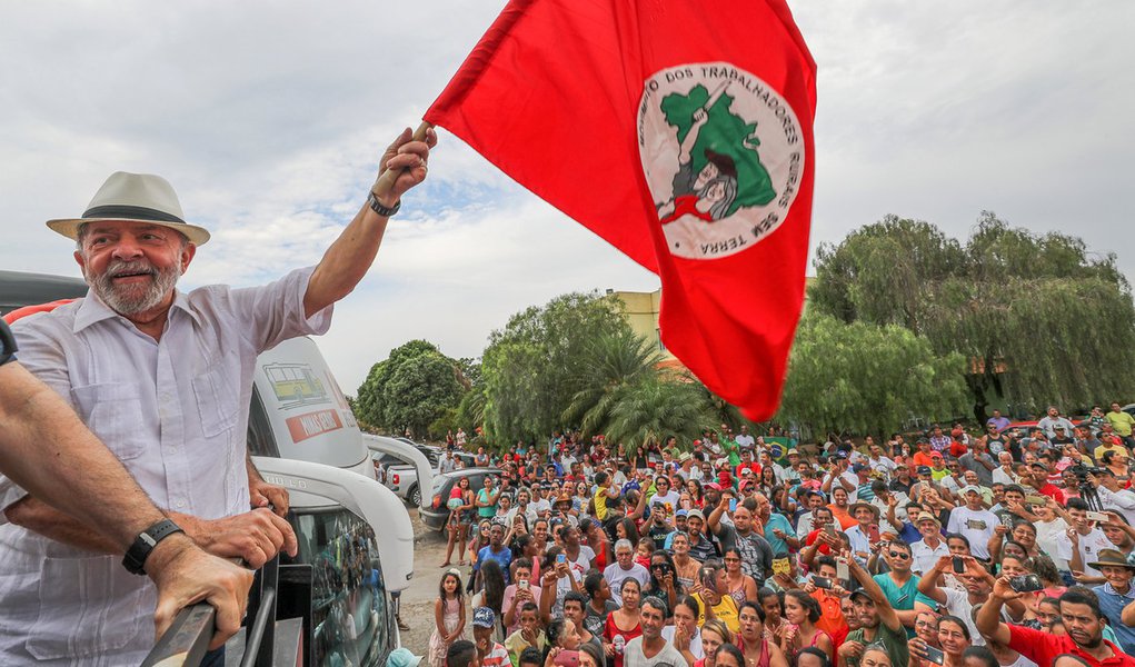 Parada em Olhos d’Água, Minas Gerais. Fotos: Ricardo Stuckert