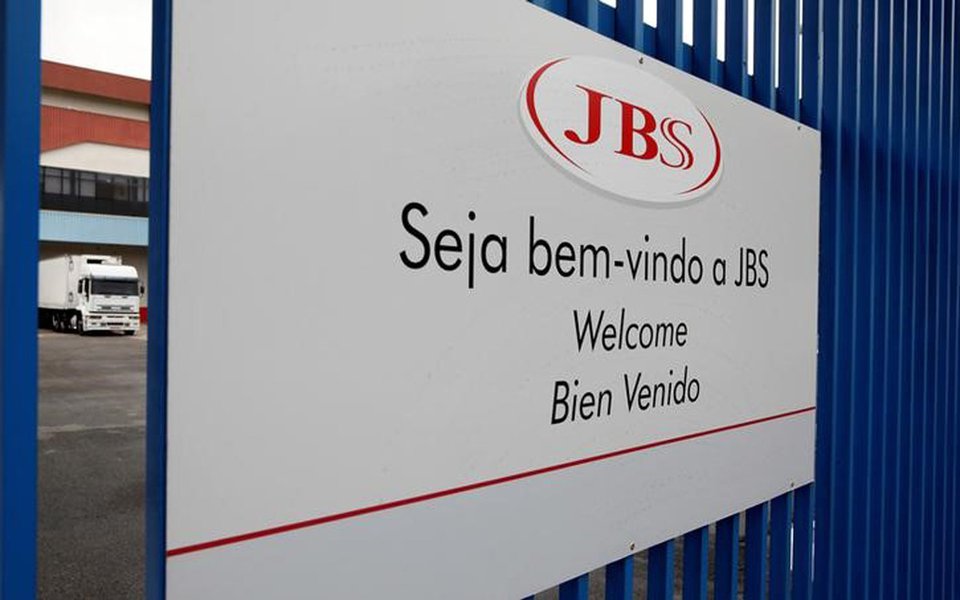 Entrada de unidade da JBS em Jundiaí (SP). 01/06/2017. REUTERS/Paulo Whitaker