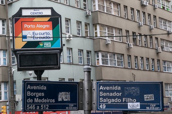 07/01/2016 - PORTO ALEGRE, RS, BRASIL - Relógios de rua ainda estão desativados e sem prazo para voltar a funcionar. Foto: Guilherme Santos/Sul21