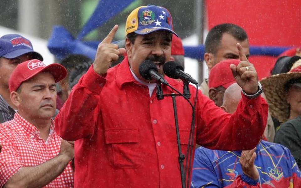 Maduro faz discurso em Caracas 9/3/2017 REUTERS/Marco Bello