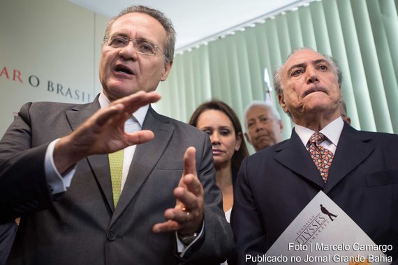 O presidente do Senado, Renan Calheiros e o vice-presidente da República, Michel Temer, durante a apresentação das propostas do PMDB para a Reforma Política (Marcelo Camargo/Agência Brasil)