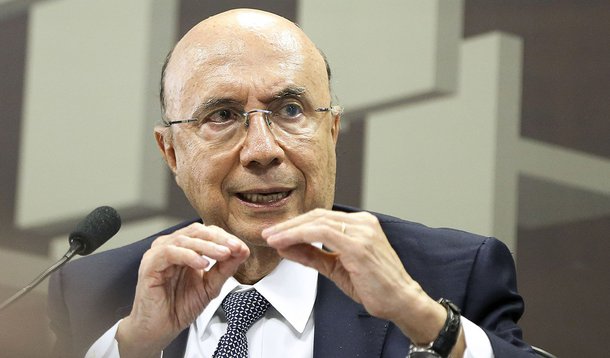 Brasília - O ministro da Fazenda, Henrique Meirelles, durante audiência pública na Comissão de Assuntos Econômicos (CAE) do Senado (Marcelo Camargo/Agência Brasil)