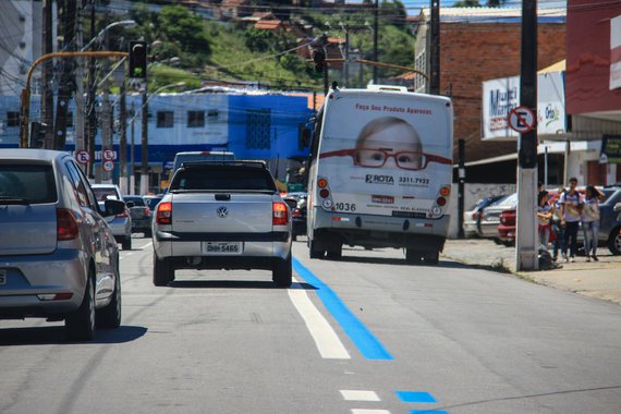 Faixa Azul - Avenida Comendador Leão. Foto: Pei Fon/ Secom Maceió