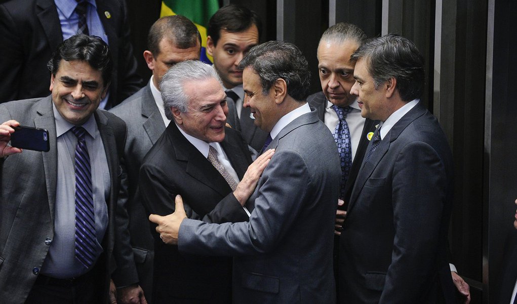 temer 
aecio 
tucanos