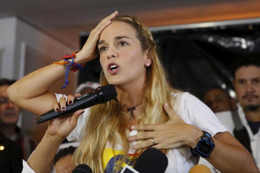 Lilian Tintori,mulher do líder opositor venezuelano Leopoldo Lopez
REUTERS/Carlos Garcia Rawlins