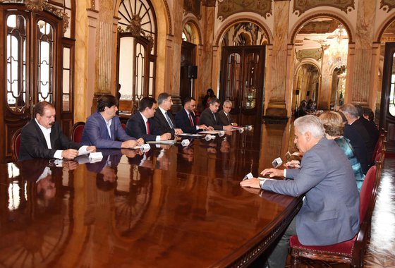 Governador Fernando Pimentel participa de reunião sobre Impactos da opreração Carne Fraca. 28-03-2017- Palácio da Liberdade Foto: Manoel Marques/imprensa-MG