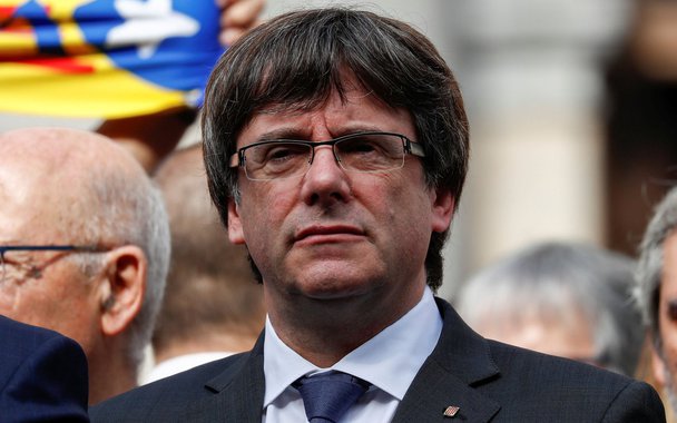 Líder regional da Catalunha, Carles Puigdemont, em Barcelona 02/10/2017 REUTERS/Juan Medina
