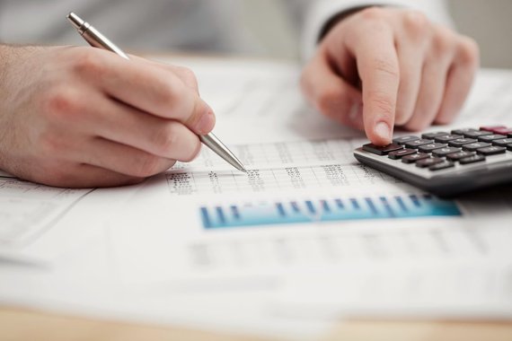 Investimentos, contas, dívidas, endividamento, investir, bolsa