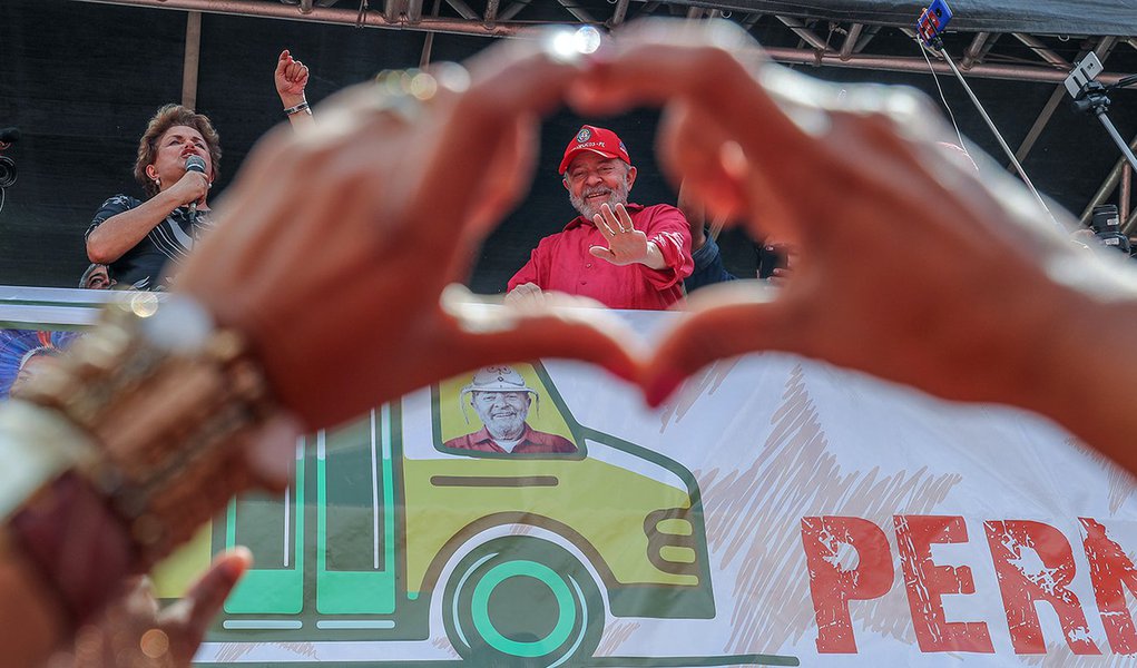 Lula visita Ipojuca, em Pernambuco, cidade que sofre com o desmonte da indústria naval. Fotos Ricardo Stuckert