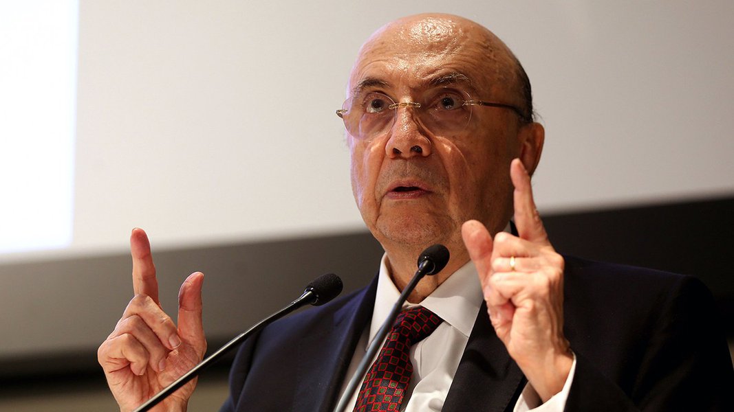 Brasília - Ministro da Fazenda, Henrique Meirelles, participa do 1º Fórum de Simplificação e Integração Tributária, na sede da Confederação Nacional da Indústria (Wilson Dias/Agência Brasil)