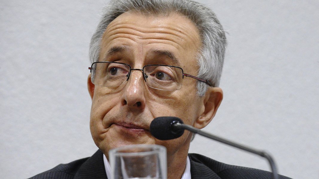  Paulo Roberto Cortez