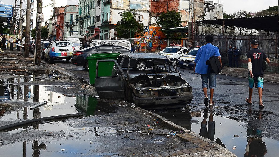 São Paulo - Região da Cracolândia após a operação policial na manhã de ontem (21), numa ação conjunta entre prefeitura e governo do estado (Rovena Rosa/Agência Brasil)