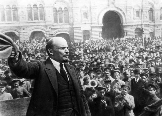 Vladimir Ilyich Lenin (1870 - 1924), Russian revolutionary, making a speech in Moscow. Original Publication: People Disc - HG0194 (Photo by Keystone/Getty Images)