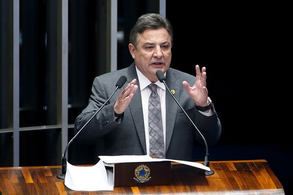 Brasília - Senador Zezé Perrella fala durante o quinto dia de julgamento final do processo de impeachment da presidenta afastada, Dilma Rousseff, no Senado.(Wilson Dias/Agência Brasil)
