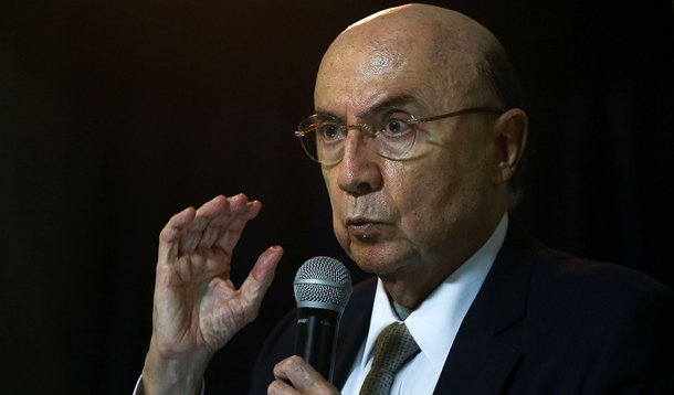 Brasília - O ministro da Fazenda, Henrique Meirelles, participa do 1º Seminário Internacional de Dívida Pública – Gestão da Dívida e sua Interação com a Política Macroeconômica (Marcelo Camargo/Agência Brasil)